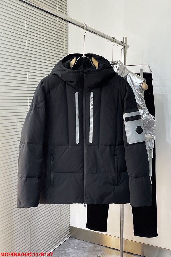 ハイクオリティダウンジャケット背面デザイン